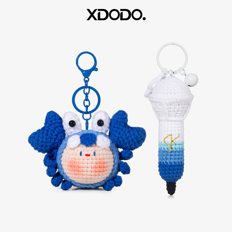 Finished Handmade Crocheted Wang Junkai-Themed Small Crab Microphone Pendant Keychain Bag Charm Gift for Friends
