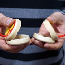 (Ready stock) Castanets round dance boards wooden childrens Orff percussion toys to cultivate rhythm and musicality for babies