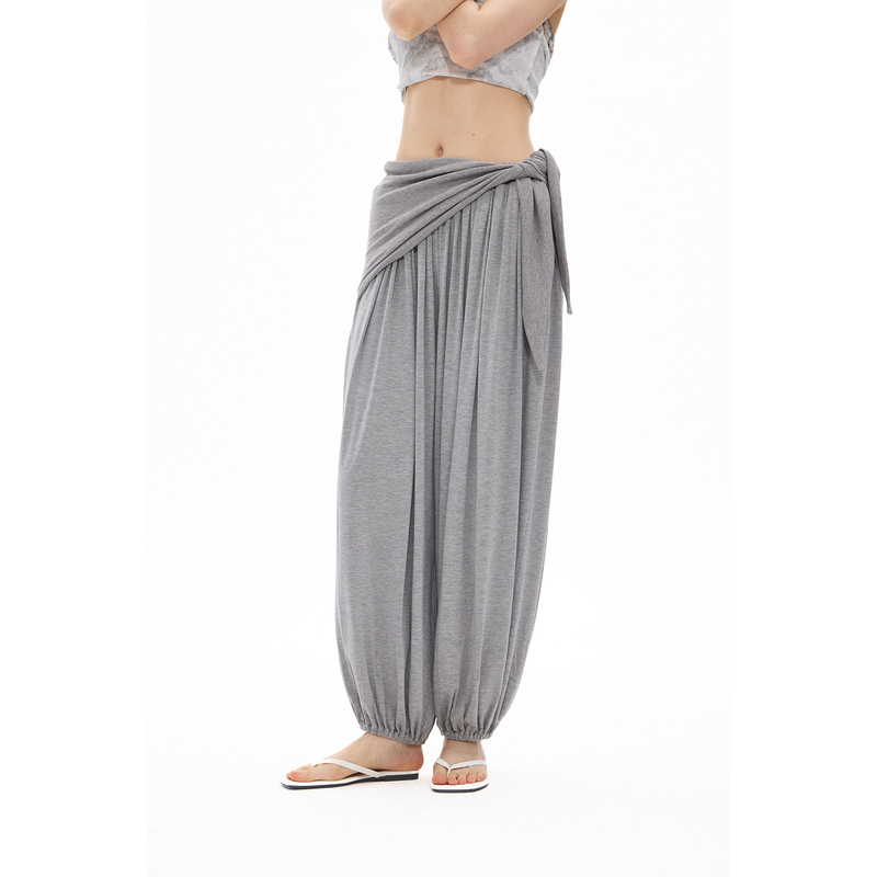 Furifuri Airy Drape Lantern Cuffed Pants Detachable Leg Warmers with Triangle Scarf and Sock Covers Three-Piece Set Furifuri Airy Drape Lantern Cuffed Pants Detachable Leg Warmers with Triangle Scarf and Sock Covers Three-Piece Set