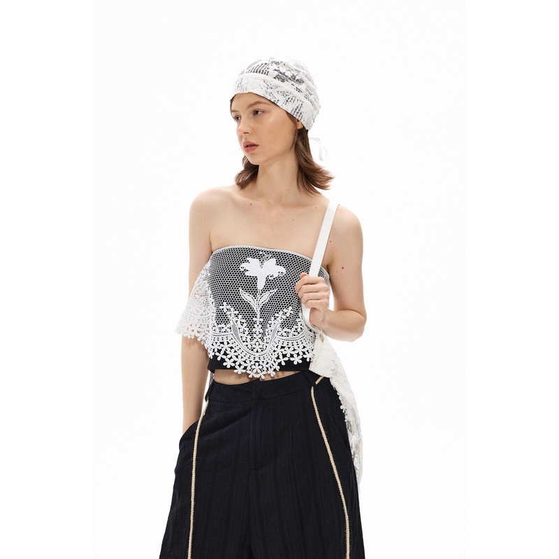 Furifuri 2026 New Style Fake Two-Piece Floral Hollow Embroidery Lace Non-Slip Double-Layer Tube Top for Women Furifuri 2026 New Style Fake Two-Piece Floral Hollow Embroidery Lace Non-Slip Double-Layer Tube Top for Women
