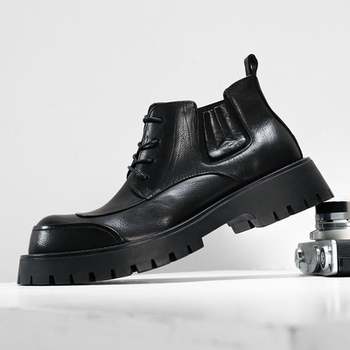 Cotton boots, winter warm men's boots, 2025 new thick soles, increased height, fashionable velvet high-top leather boots, cold outdoor boots