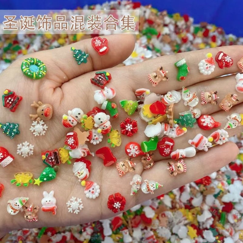 Christmas Tree DIY Accessories Resin Ornaments Handmade Cream Glue Phone Case Hairpin Christmas Decorations Christmas Decorations