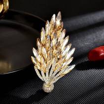 INS temperament design elegance and luxury Austrian wheat ear crystal exquisite coat brooch anti-exposure accessories