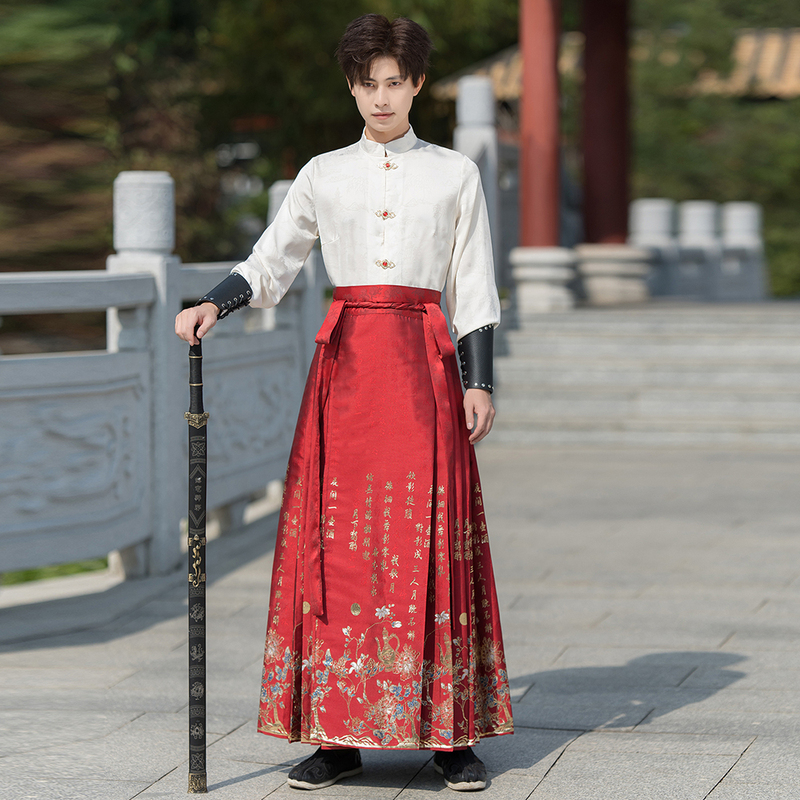 New Chinese Style Original Design, Red Heavy Gold Embroidery, Unisex, Imitation Floral Pattern, Chinese Style Couple's Wear New Chinese Style Original Design, Red Heavy Gold Embroidery, Unisex, Imitation Floral Pattern, Chinese Style Couple's Wear