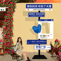 Internet celebrity photo area layout I miss you so much at the entrance of the milk tea shop check-in instructions street signs decorations and decorations