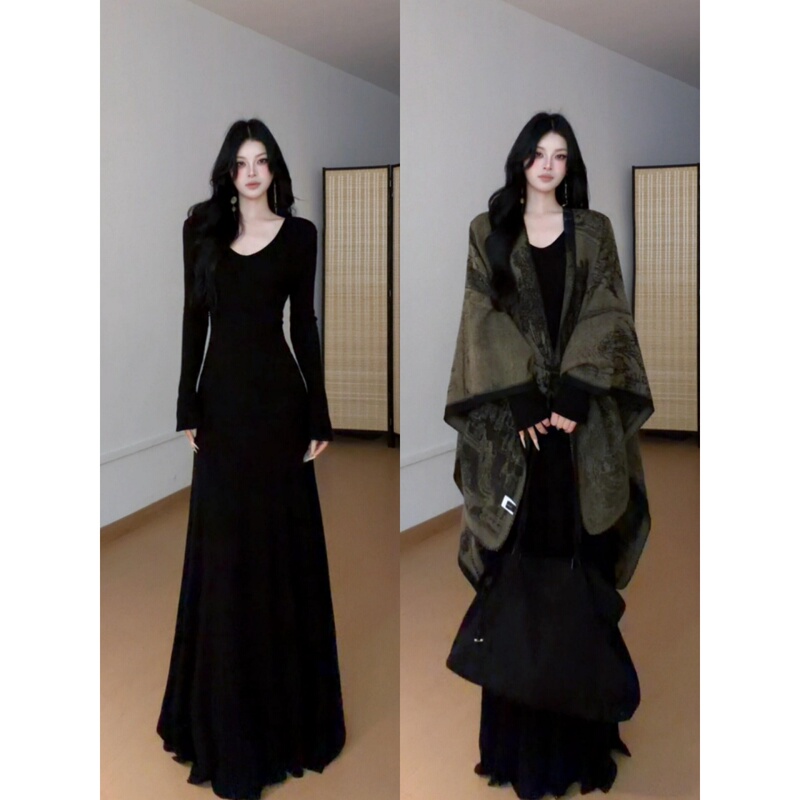 Black Knitted Long-Sleeve Dress for Women, Autumn and Winter, Slim Fit, Berkeley-Style Long Dress, 2026, Very Beautiful Black Knitted Long-Sleeve Dress for Women, Autumn and Winter, Slim Fit, Berkeley-Style Long Dress, 2026, Very Beautiful