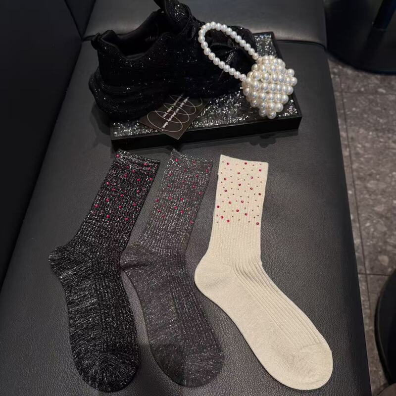 New Korean-Style Socks with Starry Pattern, Mid-Calf Cotton Socks for Autumn and Winter, Heavy-Duty, Solid Color, Versatile, Stylish, Trendy, and Unique