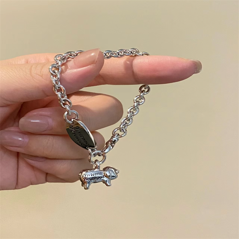 П pendent?