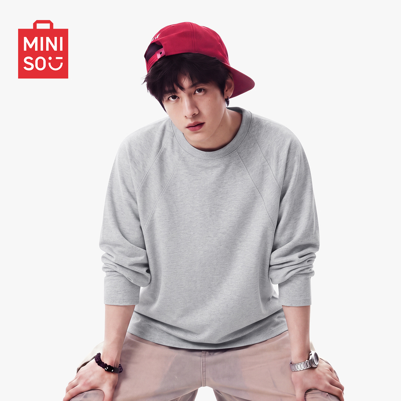 Miniso Premium Gray Base Shirt for Men, New Autumn Heavy-Duty Casual Pure Cotton T-Shirt, Trendy Brand, Relaxed Korean Style Long Sleeve a Miniso Premium Gray Base Shirt for Men, New Autumn Heavy-Duty Casual Pure Cotton T-Shirt, Trendy Brand, Relaxed Korean Style Long Sleeve a
