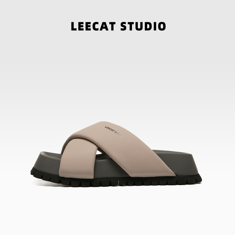 Leecatstudio |   Very Stylish Thick-Soled Sandals~ 2026 Spring/Summer New Style Outdoor Half-Slip Women's Slippers