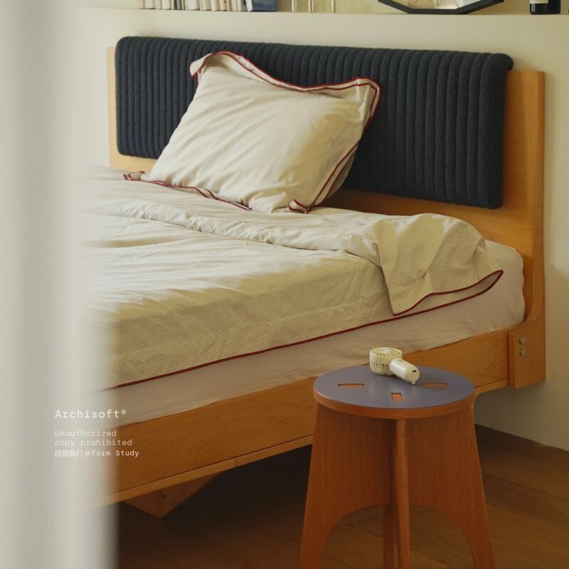 Form Study | Medieval-Style Solid Wood Bed 1.8m Double Bed for Home Bedroom 1.2m Single Bed with Soft Upholstery