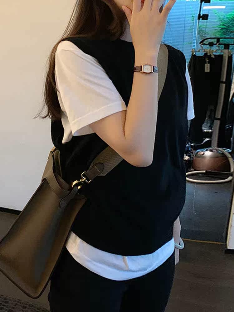 College wind round collar knit waistcoat Vest Lady Fall 2023 new stack wearing sleeveless sweater shoulder outside lap waistcoat-Taobao
