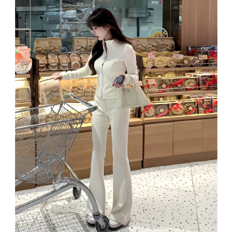 Fashionable Sports Suit for Women, New Autumn Style, Simple White Stand-Up Collar Slim-Fit Jacket, High-Waisted Flared Pants Two-Piece Set