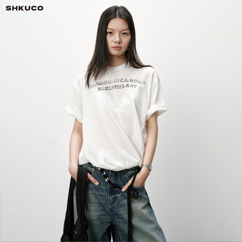 Shkuco Shanghai Studio Landmark Slogan Print Crescent t Deconstructed Crew Neck Loose T-Shirt Knit Top