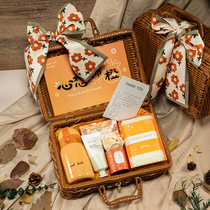Gift for girls practical and high-end retro rattan hand basket gift box wedding bridesmaid return gift souvenir gift for girls