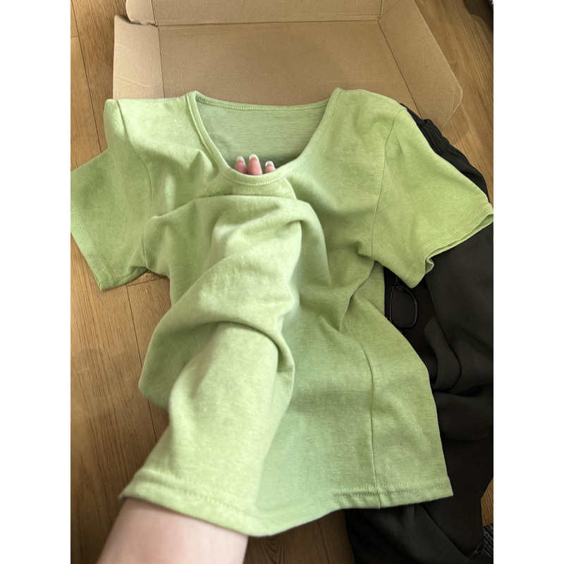 Korean Retro Apple Green Egg Collar Short-Sleeved T-Shirt for Women in Summer, Simple, Slimming, Fashionable, High-End, Versatile Top Korean Retro Apple Green Egg Collar Short-Sleeved T-Shirt for Women in Summer, Simple, Slimming, Fashionable, High-End, Versatile Top