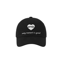 Черная бейсболка