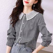 Black and white plaid shirt womens autumn new style gentle age-reducing design niche retro shirt top