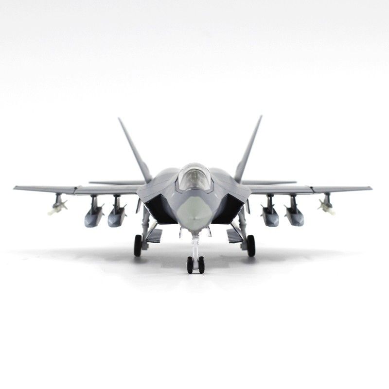 J-35 Model 1:72 Chinese J-35 Carrier-Based Fighter Jet J35 Alloy Simulation Aircraft Model Finished Product Collection