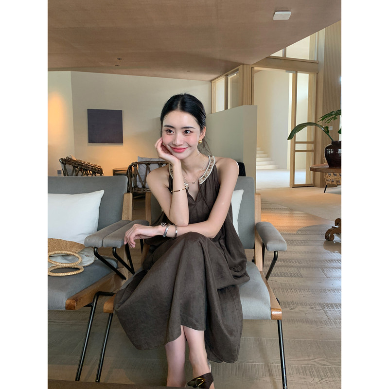 Maven Lin Minimalist Sleeveless Halter Neck Linen Dress for Women, Old Money Style, Loose Ethnic Style Vacation Long Dress Maven Lin Minimalist Sleeveless Halter Neck Linen Dress for Women, Old Money Style, Loose Ethnic Style Vacation Long Dress