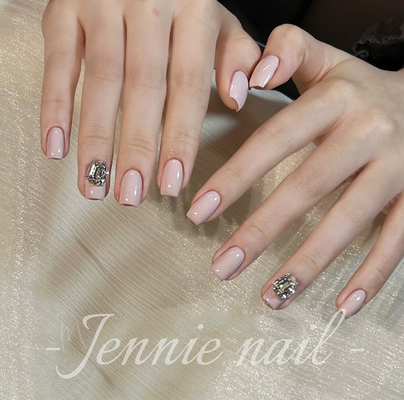 High-End Nude Color Finished Fake Nails, Pink Short Style Wearable Nails, 2026 New Handmade Finished Nail Patches