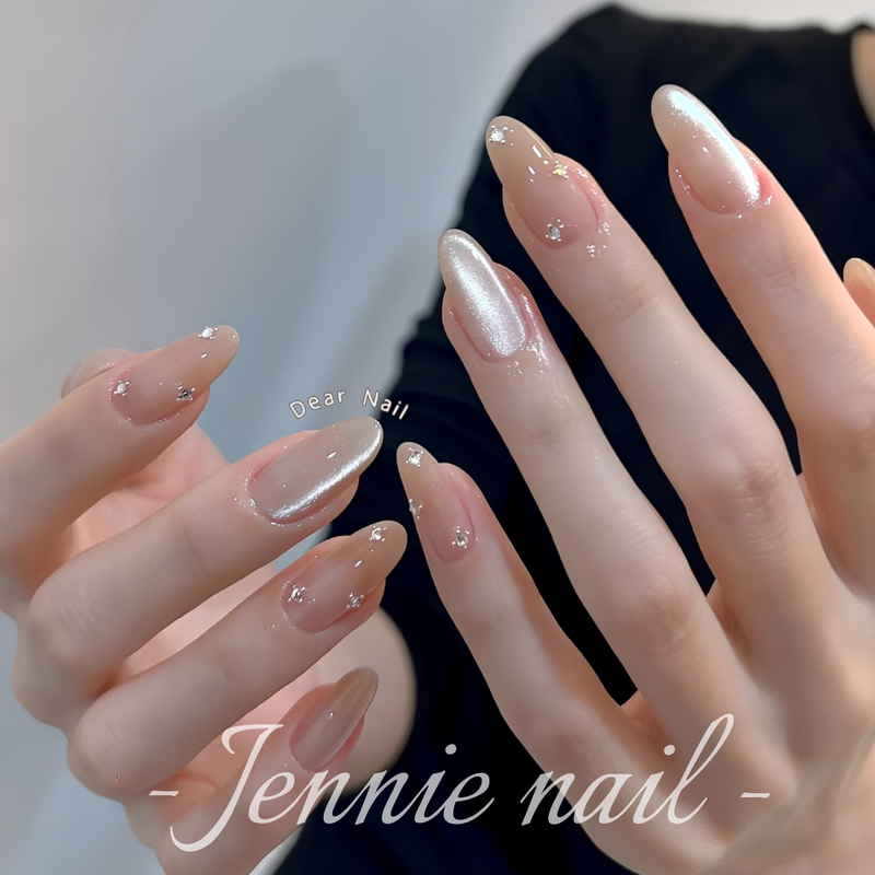 Purely Handmade Wearable Nails 2026 New Nude Color Pure Desire Cat Eye Crushed Diamond Elegant Ice Transparent Gentle Vibe Atmospheric Manicure