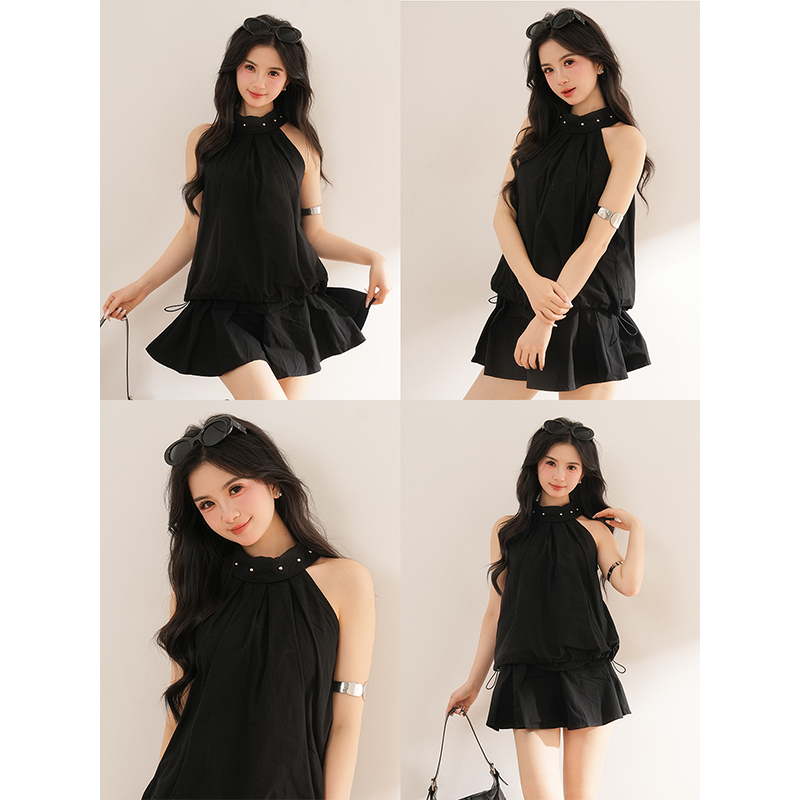 American Retro Black Pleated Sleeveless Halter Top and Flower Bud Skirt Suit for Women in Spring and Summer, Slimming Hot Girl Two-Piece Set American Retro Black Pleated Sleeveless Halter Top and Flower Bud Skirt Suit for Women in Spring and Summer, Slimming Hot Girl Two-Piece Set
