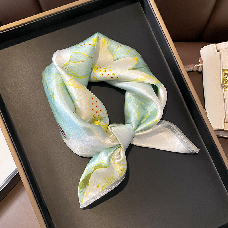Spring and Summer Lightweight Chinese-Style Lotus 53 Mulberry Silk Scarf for Women, Small Square Scarf for Tying and Decorating, Gift for Mom Spring and Summer Lightweight Chinese-Style Lotus 53 Mulberry Silk Scarf for Women, Small Square Scarf for Tying and Decorating, Gift for Mom
