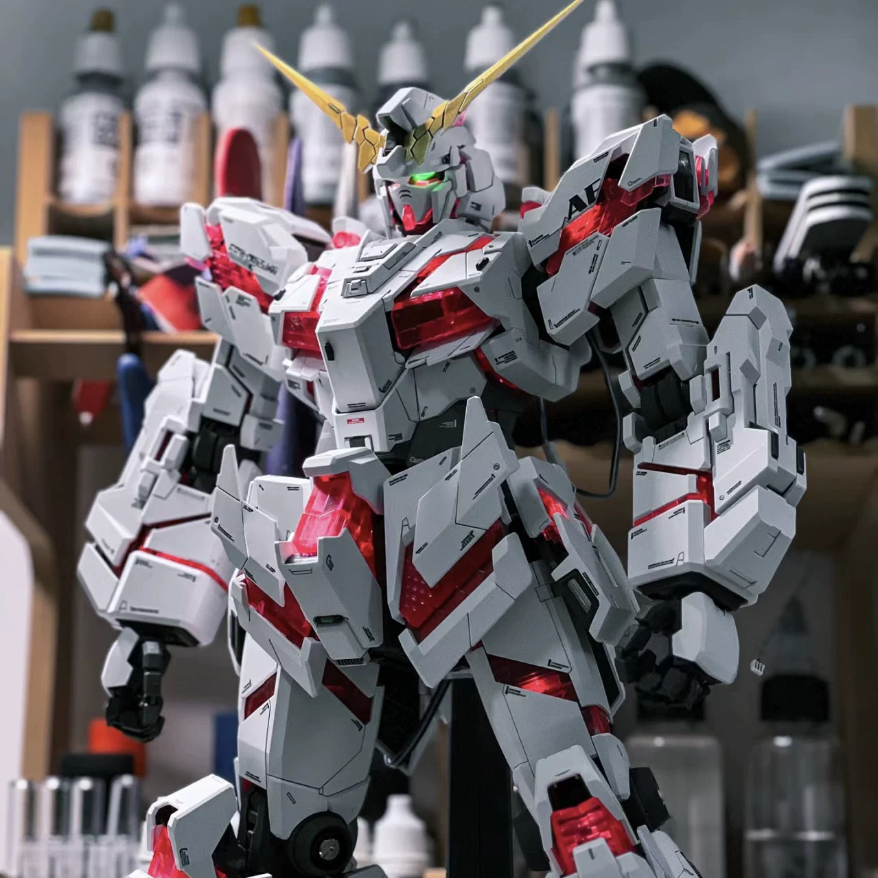 Новорожденные атаки на фриланс HG Gundam Mecha модель Красная ересь Единорог собирает фигуры Подарки на День детей