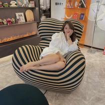 Internet celebrity mothers embrace sofa single chair bedroom balcony living room can lie down and sleep on the small sofa for leisure