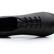 New special price childrens Latin dance shoes boys dance shoes low-heeled soft leather childrens dance shoes four seasons