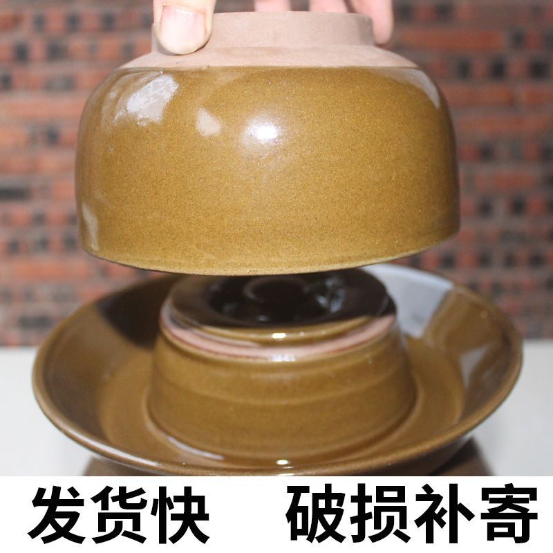 泡菜坛内外有乾坤：盖子的巧妙搭配之道