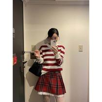 New high stock in stock flet*a2024 early spring atmosphere round neck thick striped hole sweater Dongdaemun