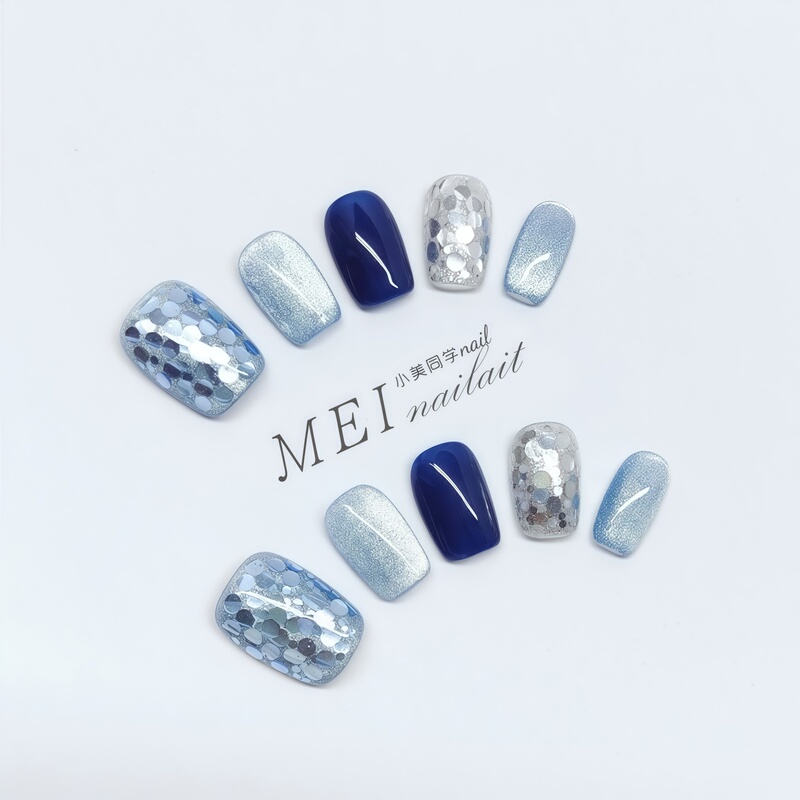 [Blue Starry Sky] Flashing Blue Glitter Cat Eye Handmade Nail Art Wearable Nails High-End Whitening Nail Stickers