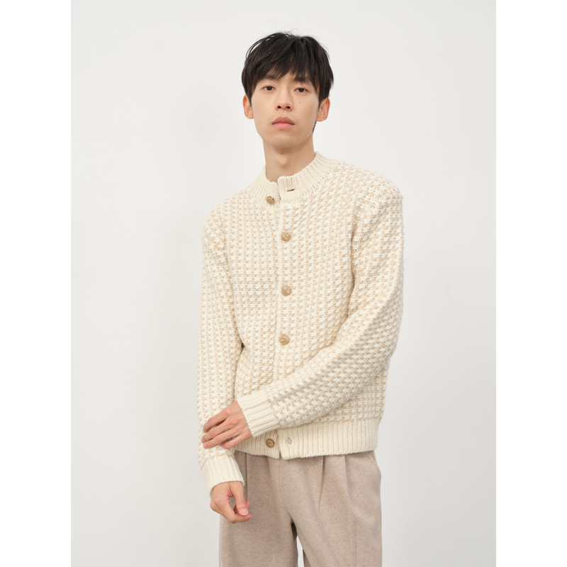 Stay the Night Heavy-Duty Chunky Knit Handmade Wool Cardigan with Gemstone Buttons in a Chanel-Style Design Stay the Night Heavy-Duty Chunky Knit Handmade Wool Cardigan with Gemstone Buttons in a Chanel-Style Design