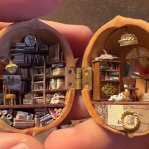 Microscopic Walnut World Creative Handmade Cabin Model Graduation Season Gift for Girlfriend Birthday Gift Little Girl Toy