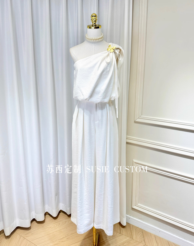 Casual and Elegant Cotton-Linen Off-Shoulder Top with Detachable Metal Bow Tie, High-Waisted Wide-Leg Pants