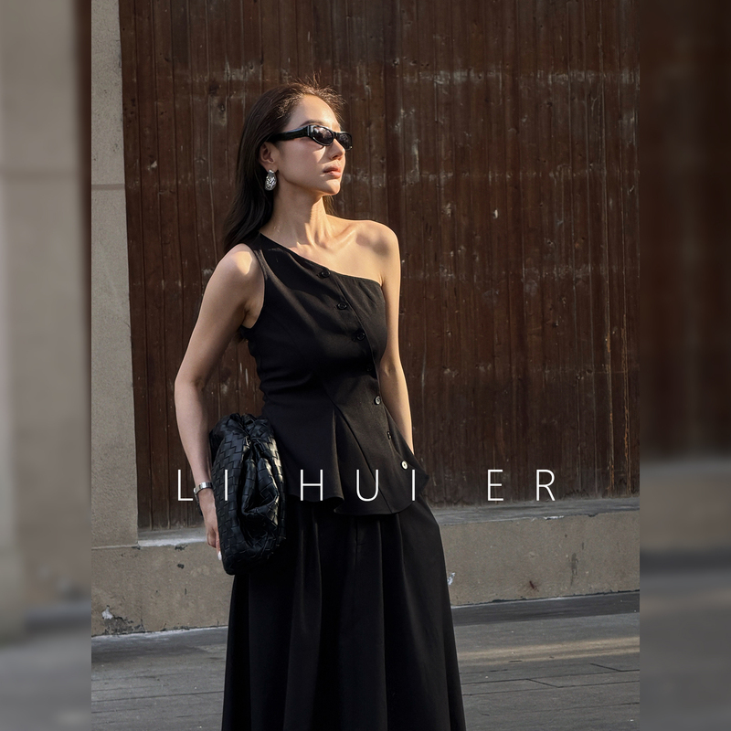 Lihuier [Black Rock Lingyue] Light Luxury Asymmetrical Shoulder Vest Women's Summer Slim Fit Commuter Top