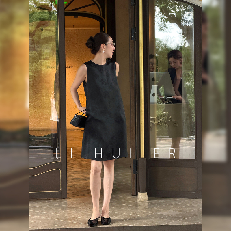 Lihuier Li Hui'Er【Crescent Moon】Summer Charcoal Black Mulberry Silk Round Neck Sleeveless H-Shaped Vest Dress for Women