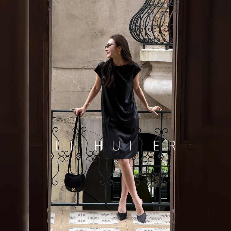 Lihuier Berlin Utopia Summer Black Dress Feminine Strap Dress Mid-Length Dress