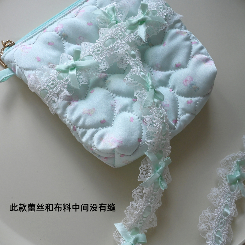Always Handmade Satin Quilted Cotton Cosmetic Bag Small Wallet Zipper Earphone Storage Bag Zipper Bag Niche Always Handmade Satin Quilted Cotton Cosmetic Bag Small Wallet Zipper Earphone Storage Bag Zipper Bag Niche
