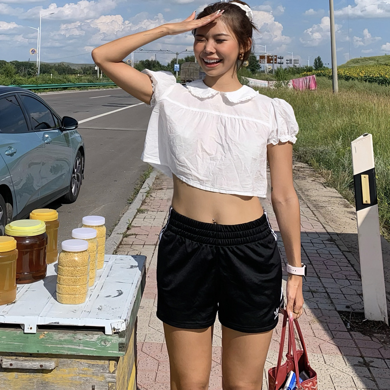 Staycute Doll Collar Puff Sleeve Crop Top (Slightly See-Through) Staycute Doll Collar Puff Sleeve Crop Top (Slightly See-Through)