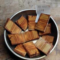 Buy five get one free Thousand-year-old red camphor tree root material Natural pure camphor wood pieces Wardrobe Floor insect-proof and moth-proof