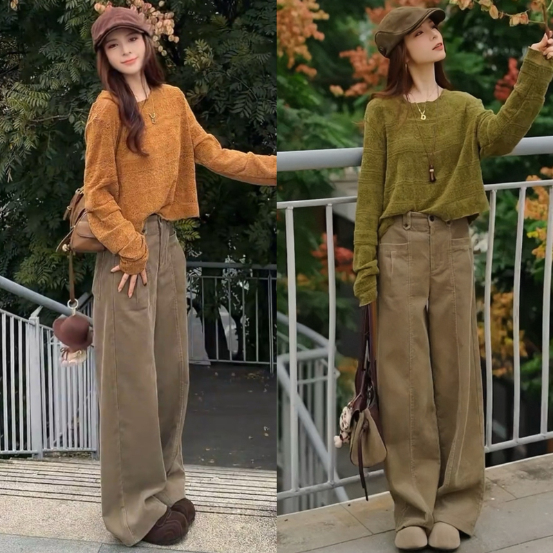 Korean-Style Autumn and Winter Outfit: a Complete Set of Lazy, Fashionable, Age-Reducing Hollow-Out Knit Top and Corduroy Straight-Leg Pants Set