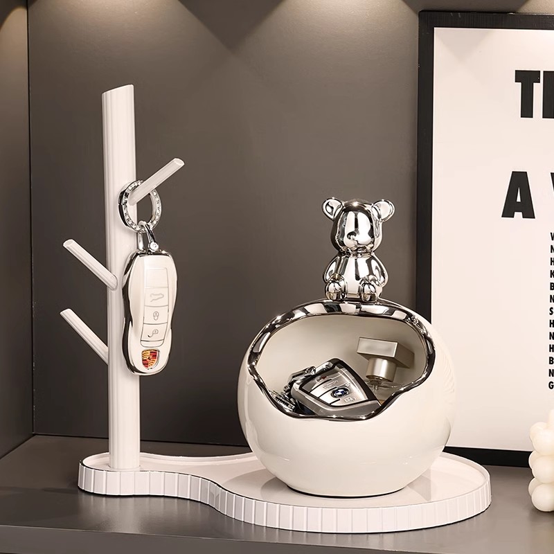 Поставьте вешалку для ключей у входа в дом, украшения для хранения вещей, легкую роскошь, шкаф для обуви высокого класса, гостиную, украшения в виде свирепого медведя.