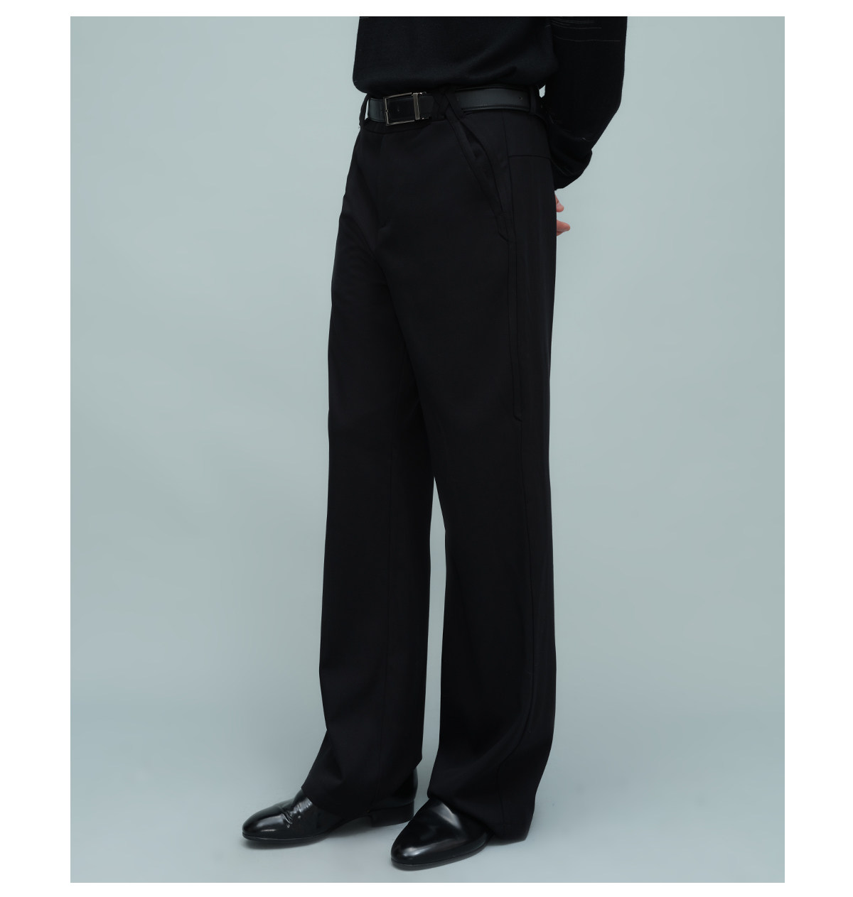 Slight Vogue Straight-Leg Wool Trousers