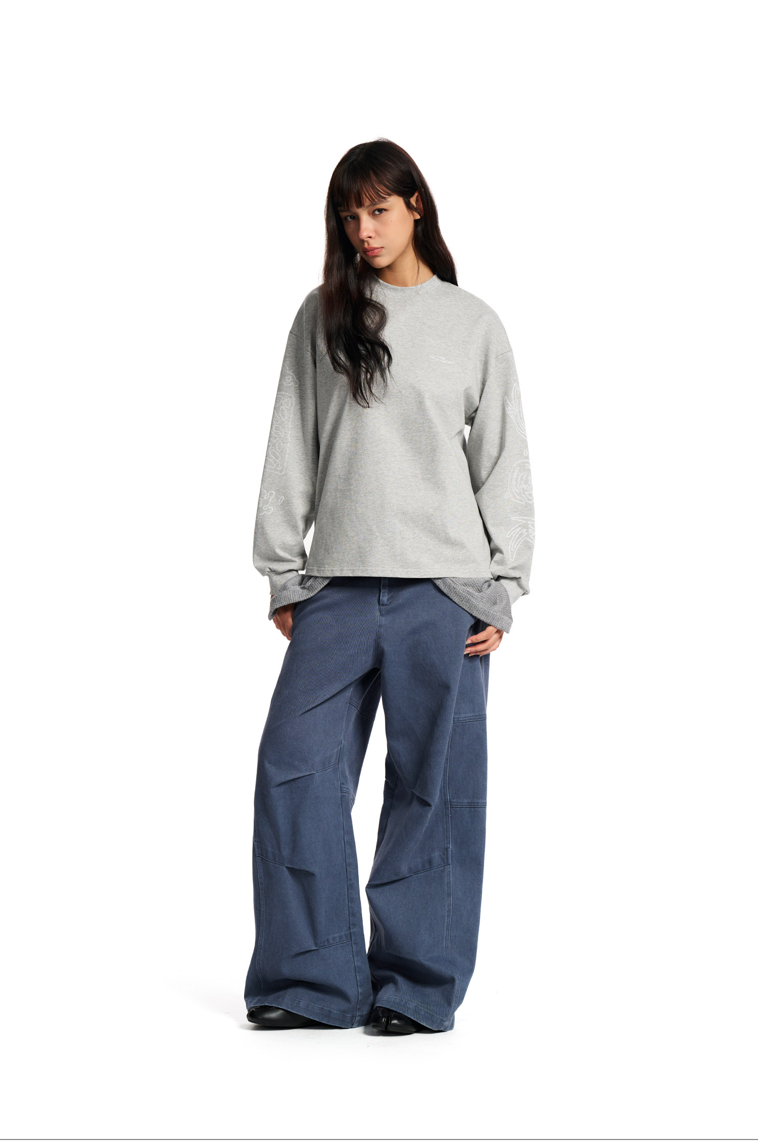 Loopsoon Letter Print Drop-Shoulder Long-Sleeve Tee