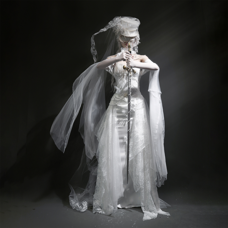 Original White Knight Gothic Lace Trailing Dress Dark Abstinence Castle Style Long Photo Shoot Gown Long Dress