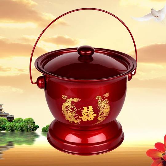 婚庆用品铁痰盂子孙桶红色高脚痰盂红色搪瓷带盖夜壶尿壶结婚陪嫁