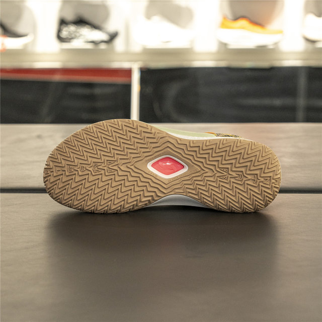 Anta [Crazy Tide 6] Basketball Shoes for Men, Nitrogen Technology, Wear-Resistant, Non-Slip, Breathable, Low-Top Sports Shoes 112431106Q